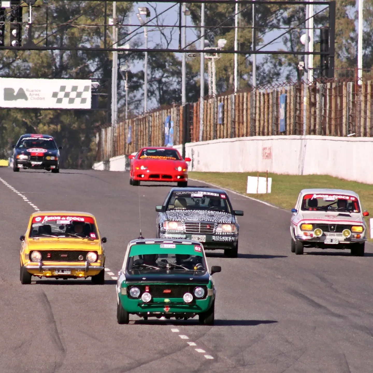 El equipo Memu Racing en pista