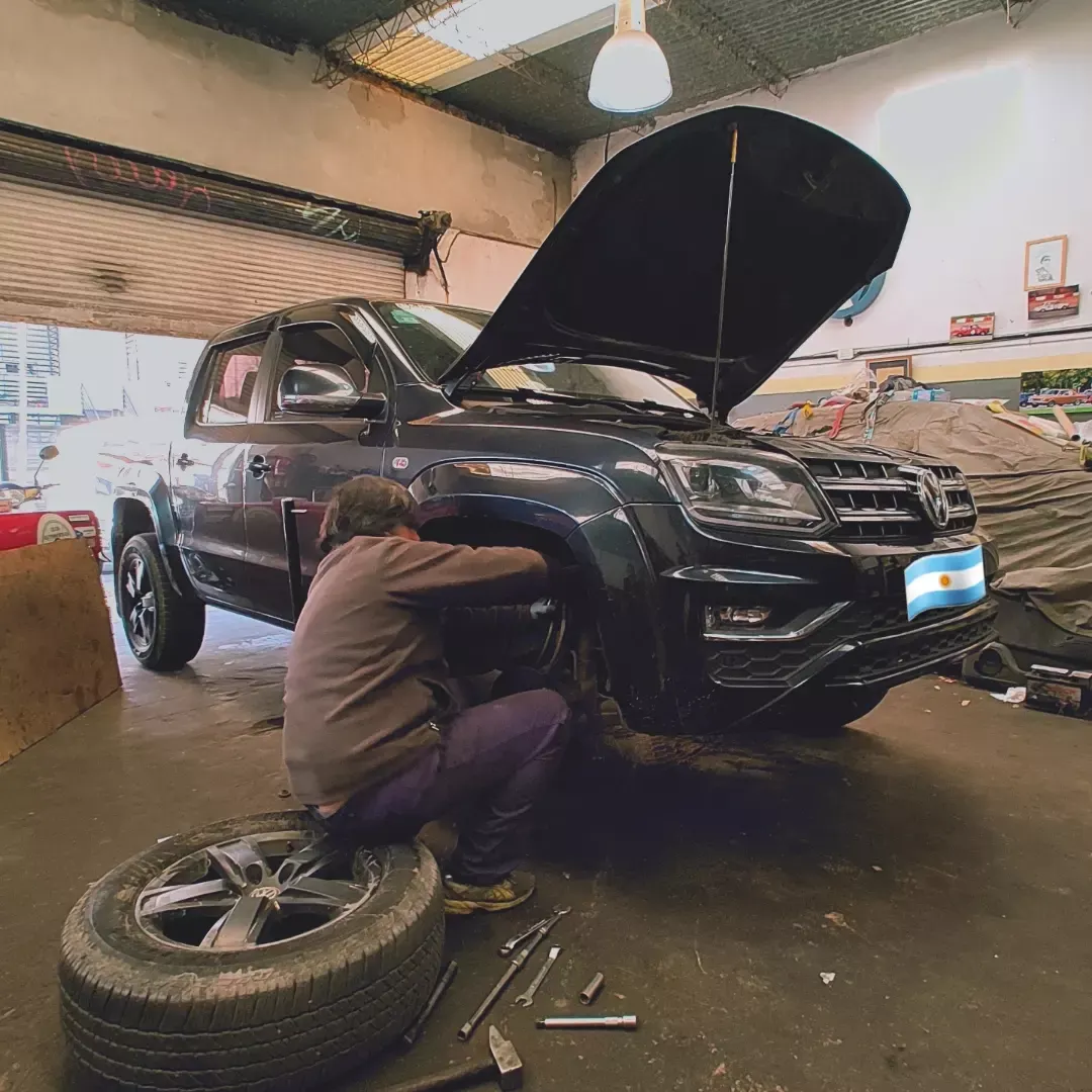 Service de una Amarok en el taller